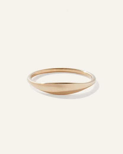 14k Gold Slim Signet Ring - 4 / Yellow Gold