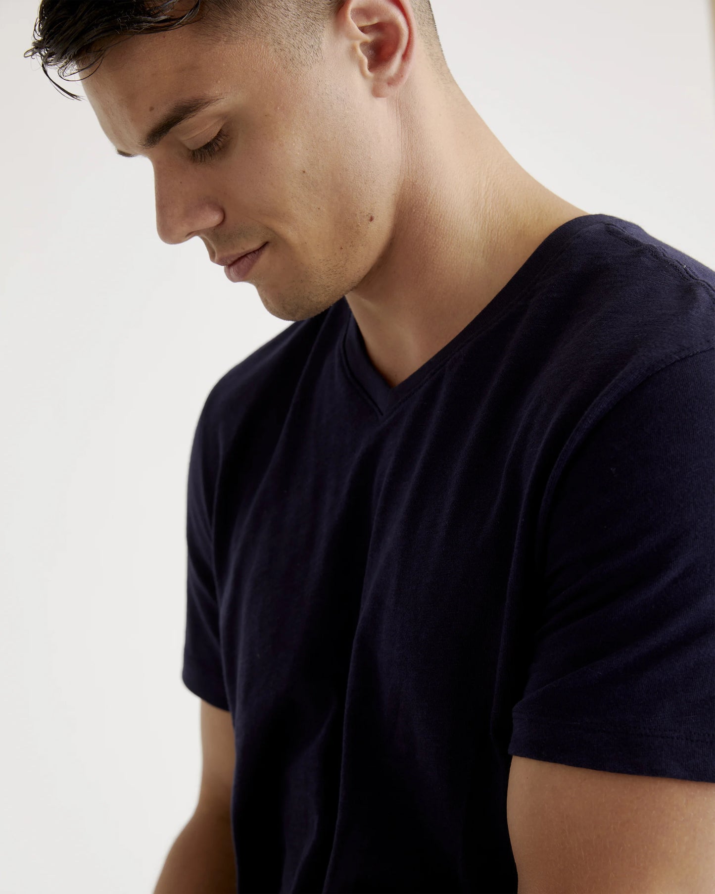 100% Organic Cotton Slub V-Neck Tee - S / Heather Grey
