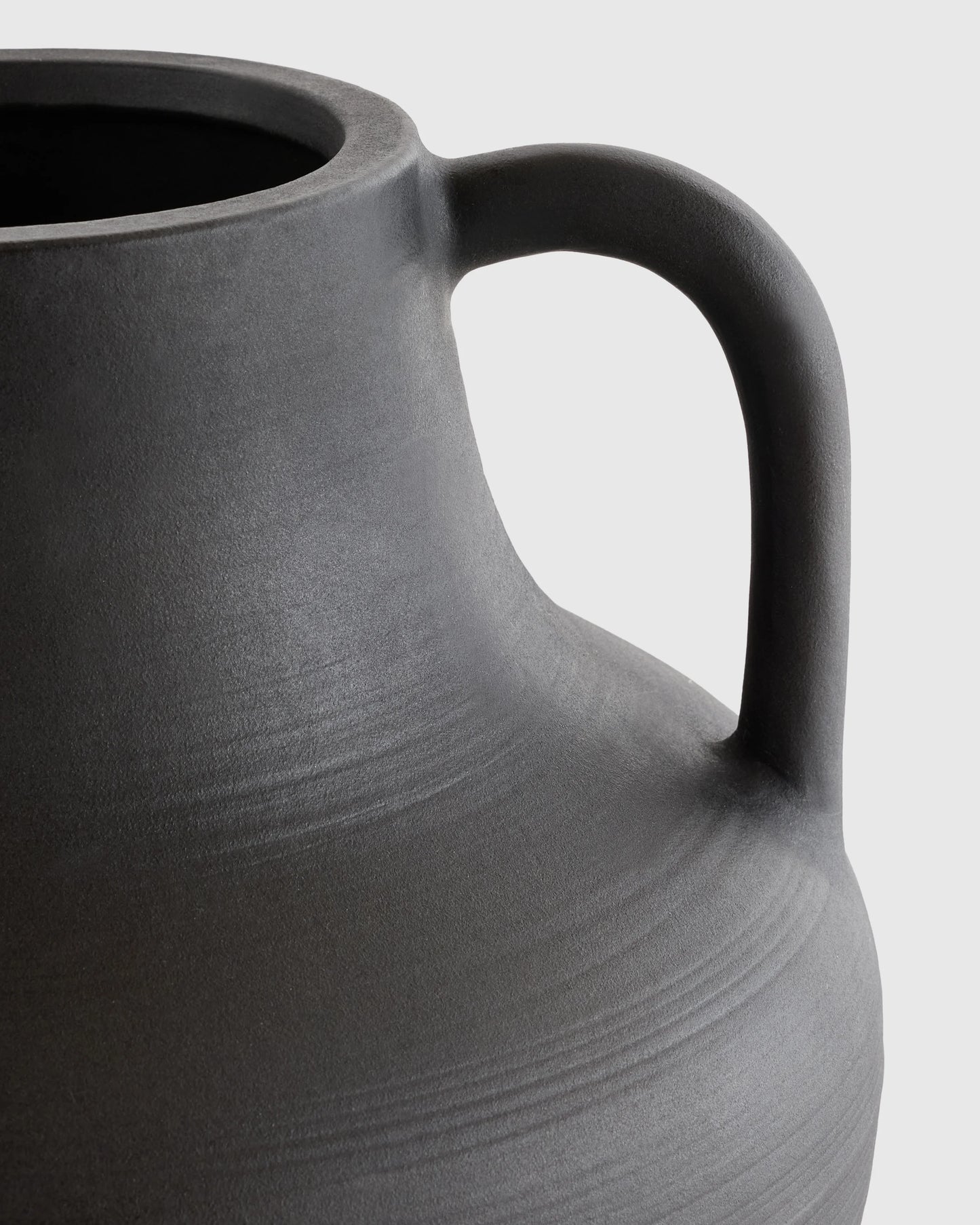 Handcrafted Artisan Ceramic Vase - One Size / Black