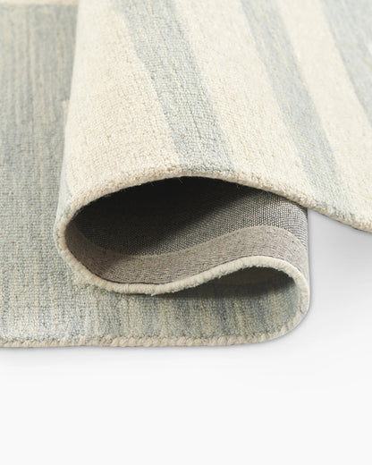 Jack Hand-Tufted Wool Rug - 3'6" x 5'6" / Blue