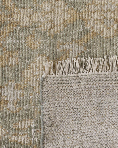 Lena Hand-Knotted Wool Rug - 5' x 8' / Green