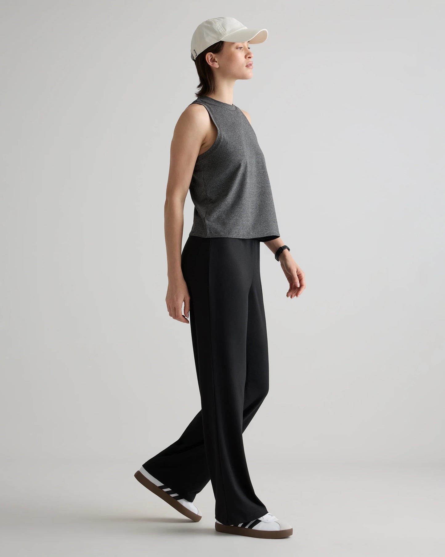 Flowknit Breeze High-Neck Tank - XS / Heather Deep Navy