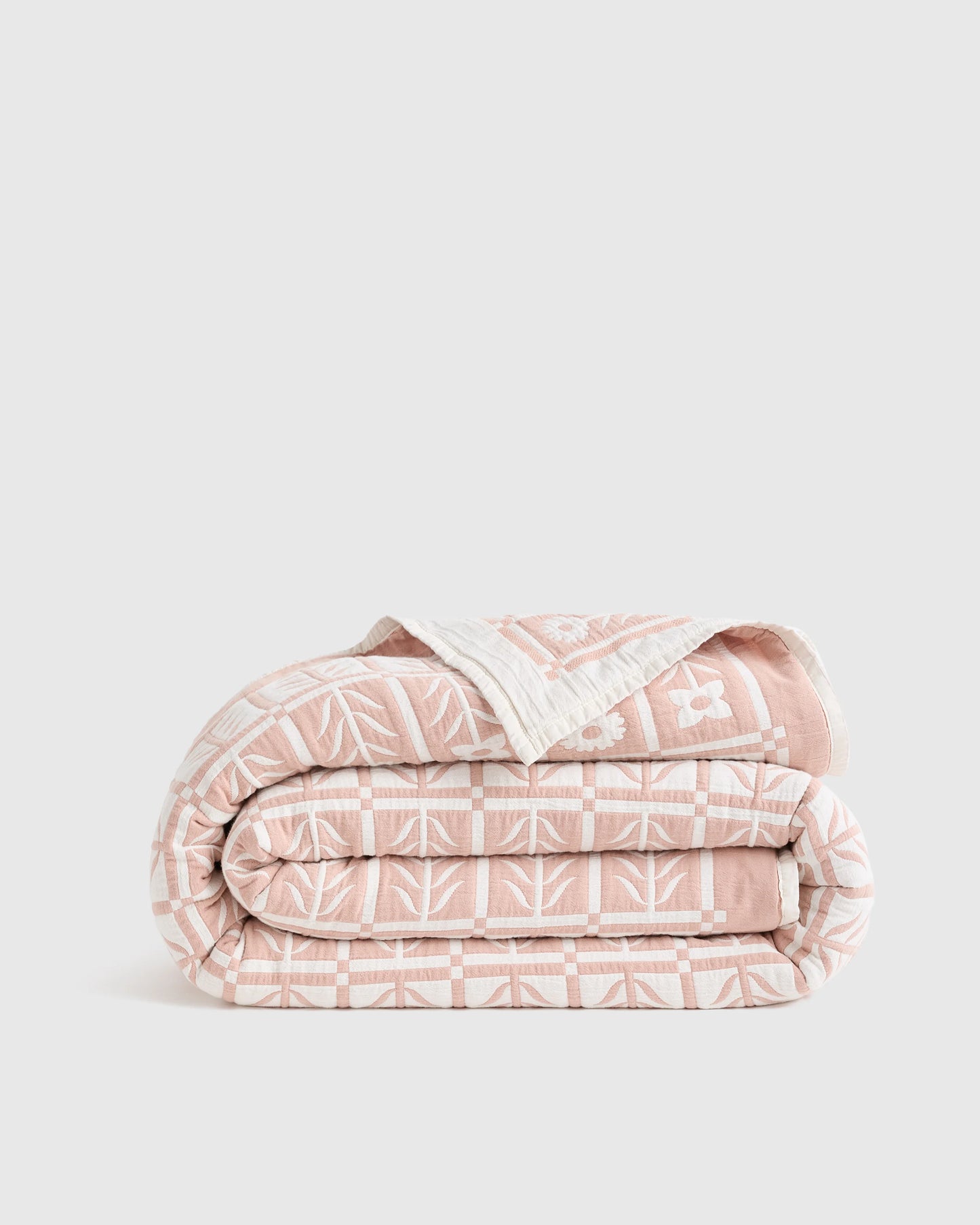 Organic Cotton Jacquard Floral Coverlet - Twin / Blue Fog