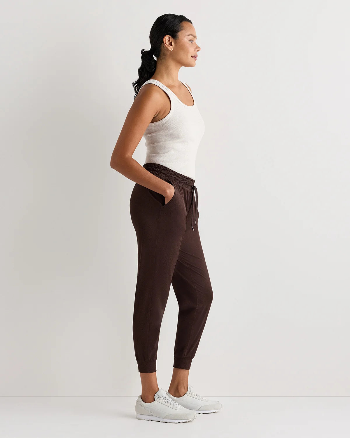 Flowknit Mid-Rise Joggers - XS / Black