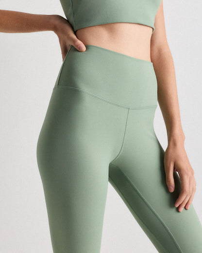 Ultra-Form High-Rise Legging - XS / Black