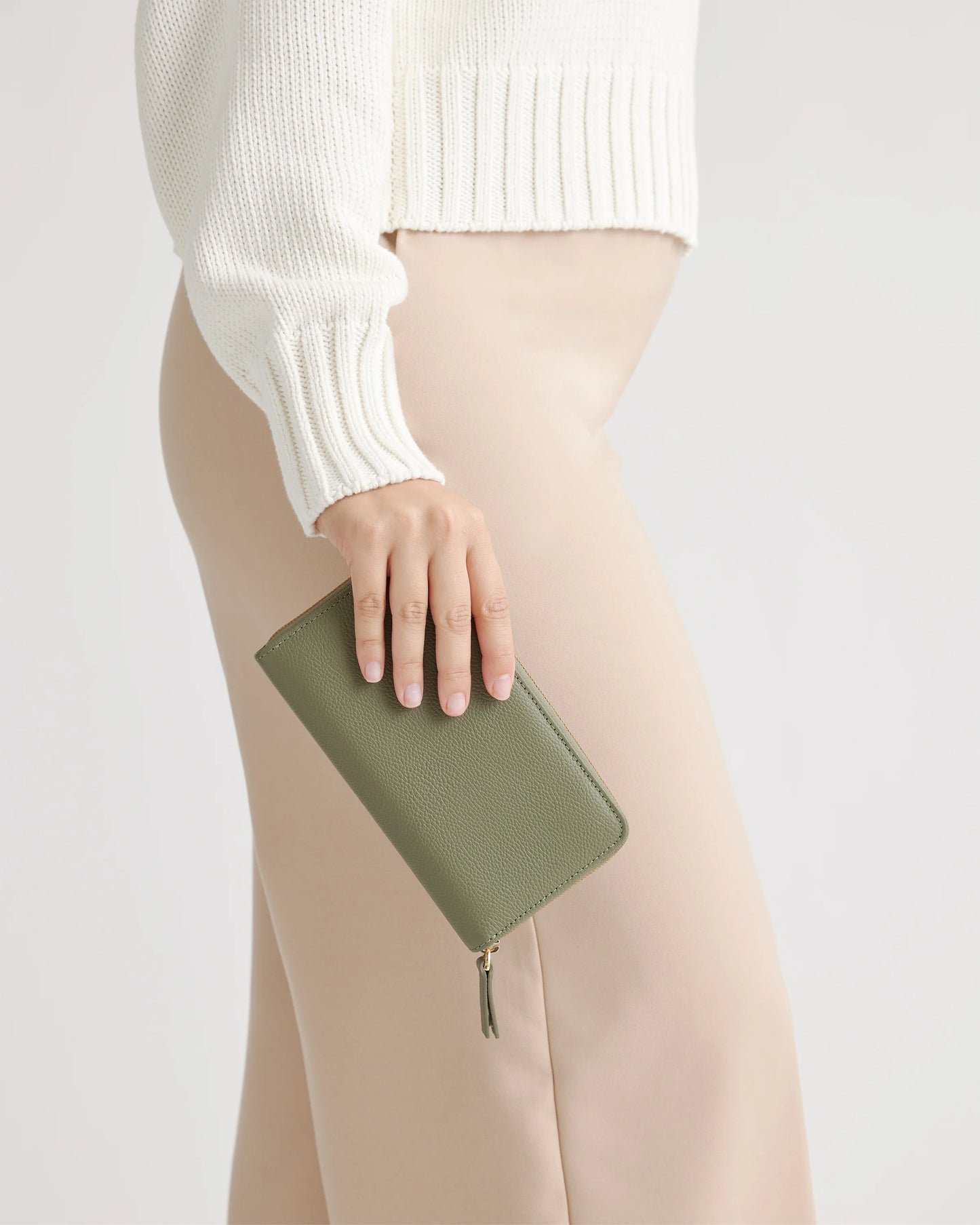 Italian Pebbled Leather Continental Wallet - One Size / Taupe
