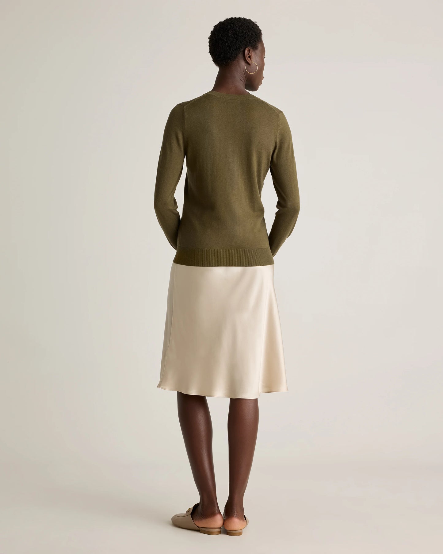 Lightweight Cotton Cashmere V-Neck Sweater - XS / Sugar Stone