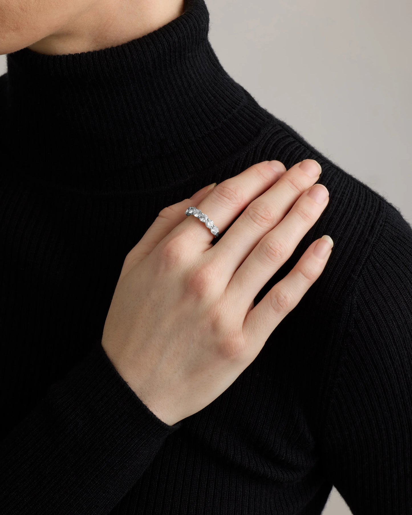 Lab Grown Diamond Round Seven Stone Band - 4 / Yellow Gold