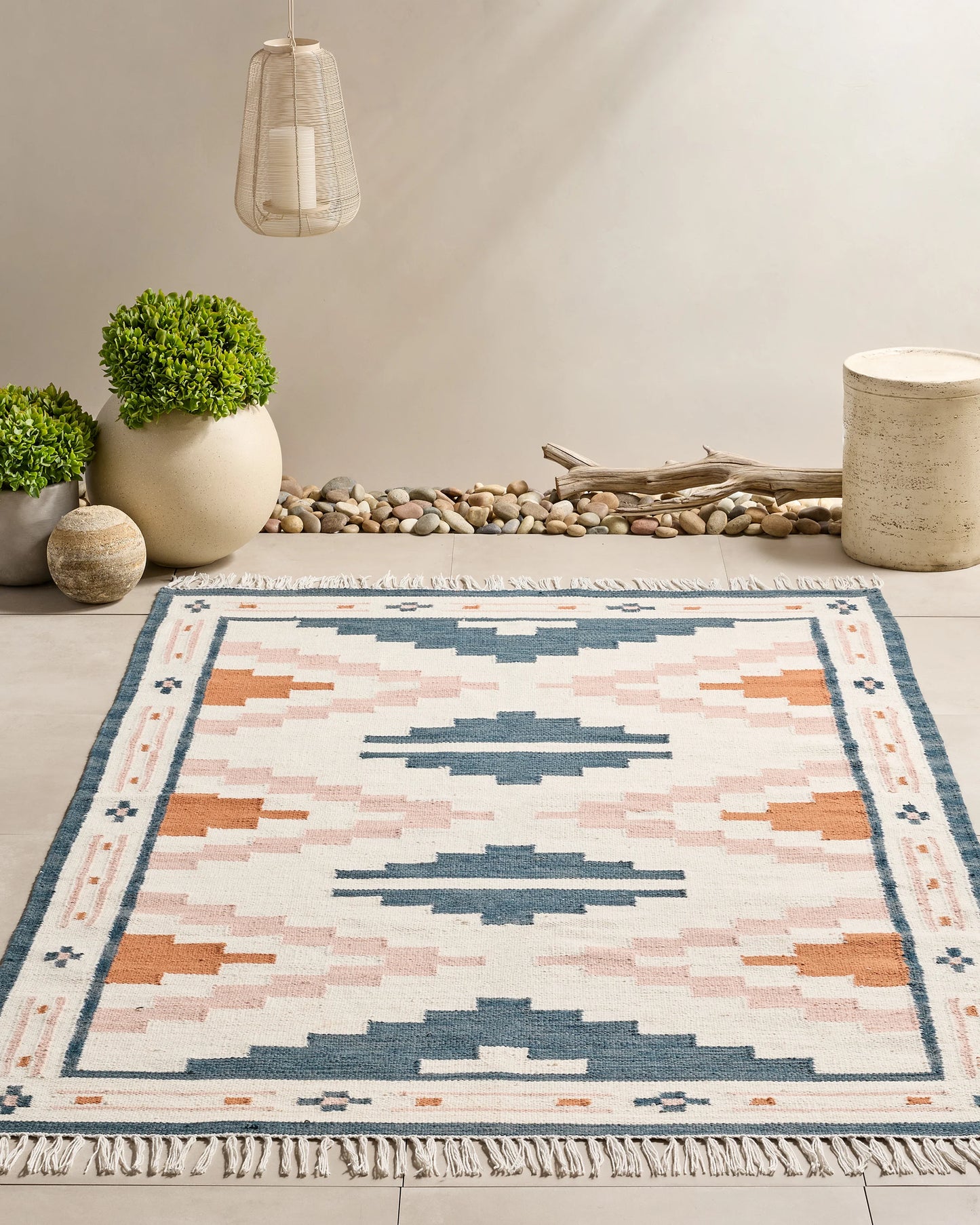 Jasper Indoor/Outdoor Flatweave Rug - 3' x 5' / Navy/Pink/Natural