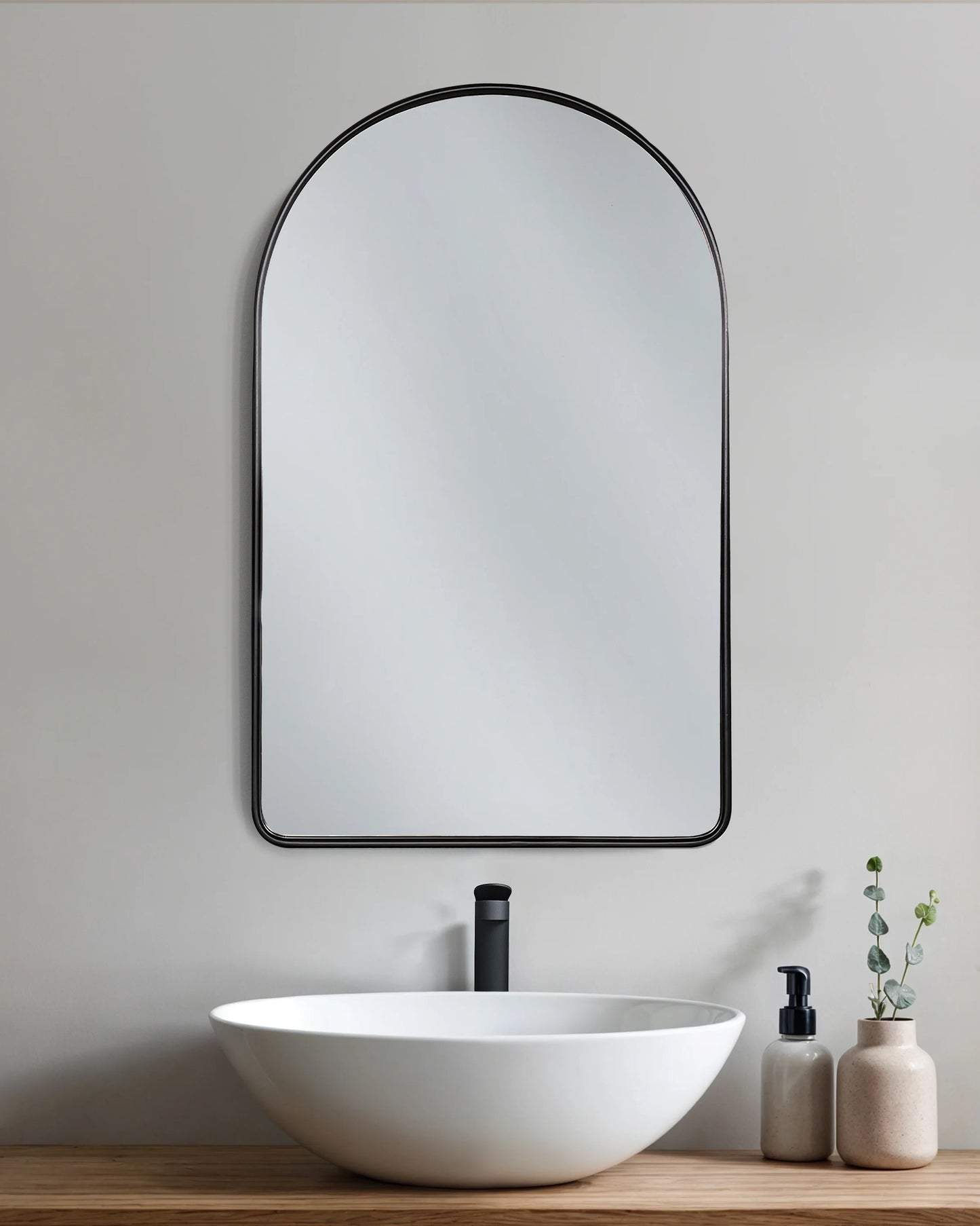Arched Metal Framed Wall Mirror - One Size / Silver Metal Frame