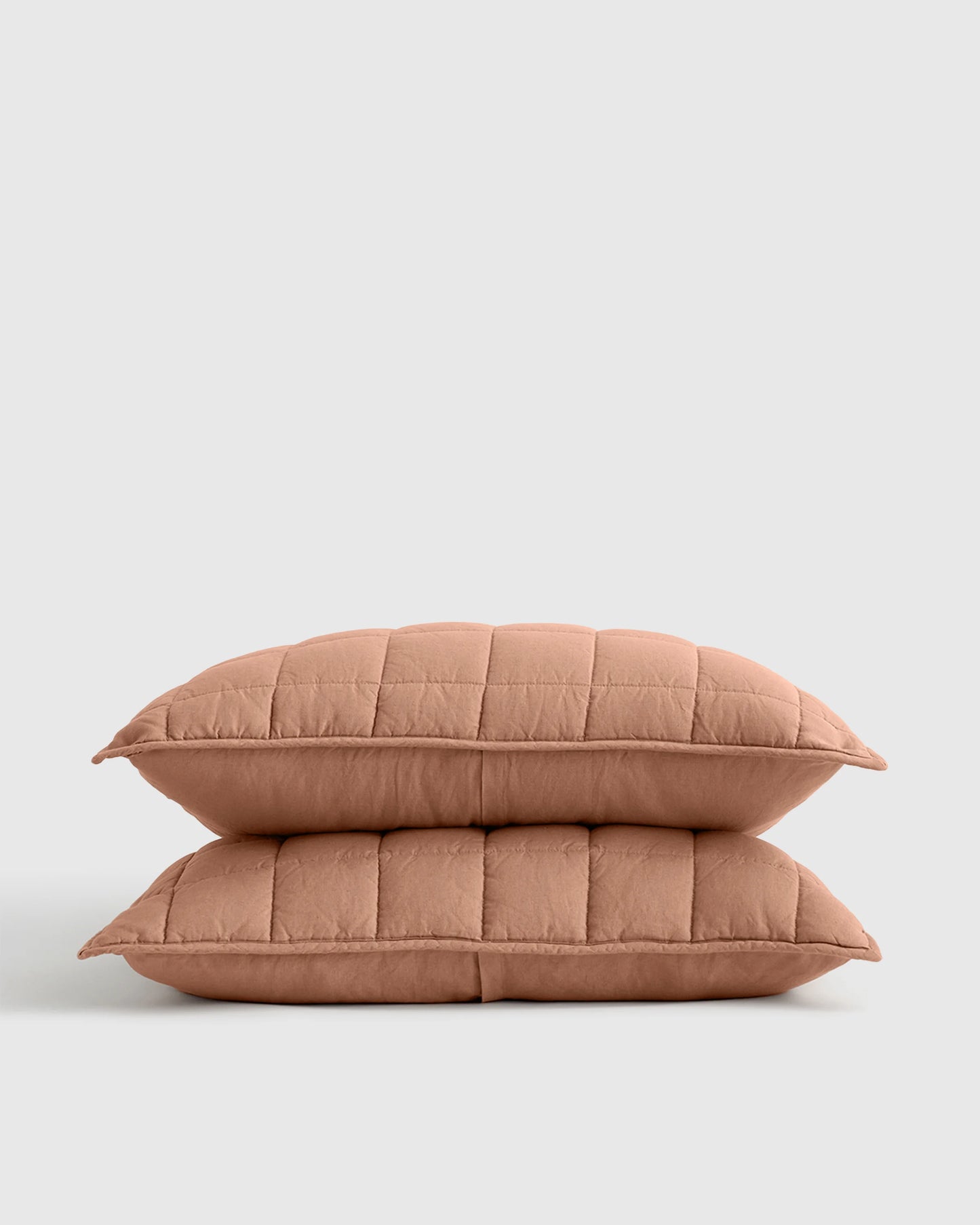 European Linen Box Quilted Sham Set - Standard / White