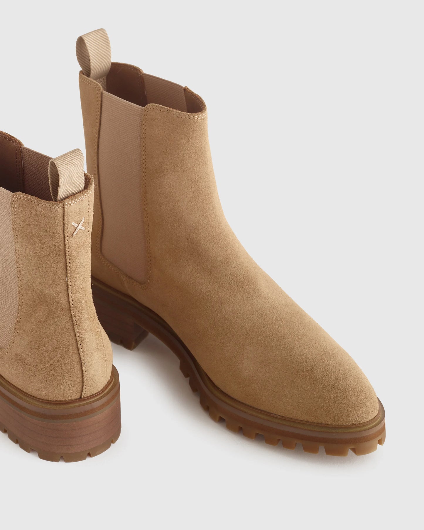 Suede Chelsea Boot - 5 / Desert