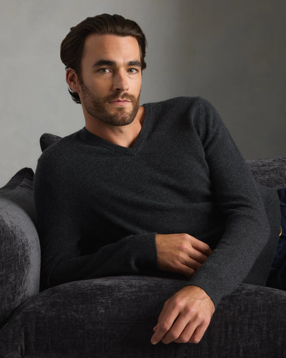 Mongolian Cashmere V-Neck Sweater - S / Oatmeal