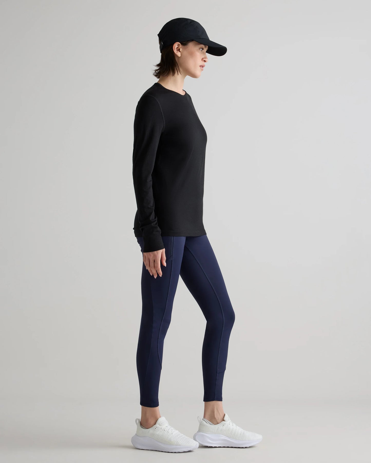 100% Merino Wool All-Season Long Sleeve Base Layer - XS / Black