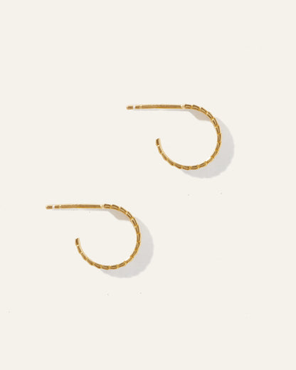 Ridge Half Huggie Hoops - One Size / Gold Vermeil