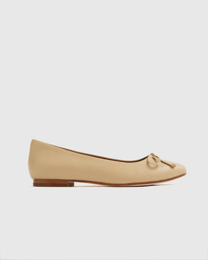 Italian Leather Pointed Bow Flat - 5 / Shell Pink