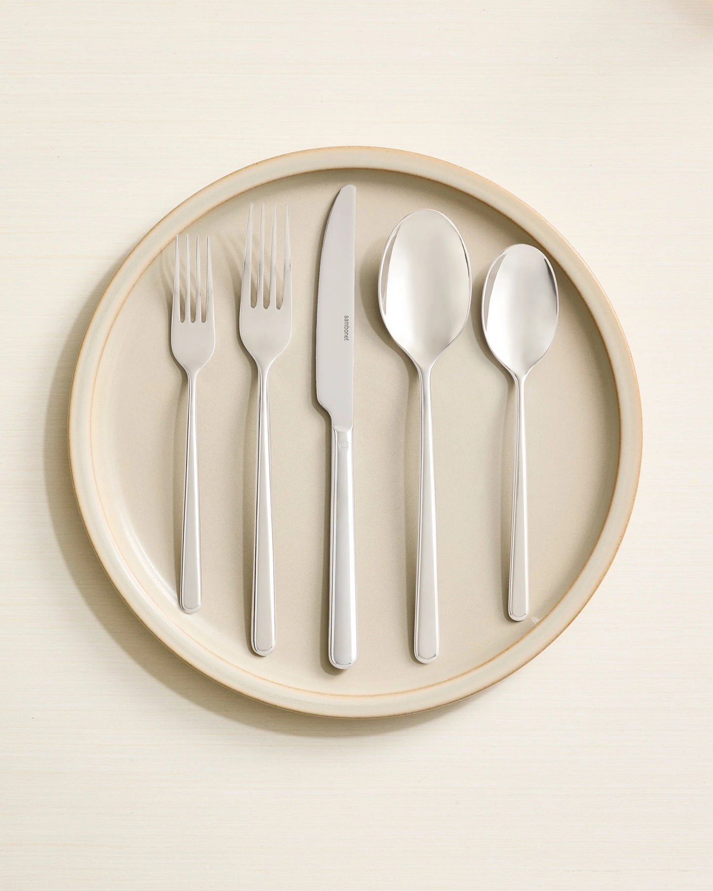 Gia Minimalist 20 Piece Flatware Set - One Size / Polished Stainless Steel