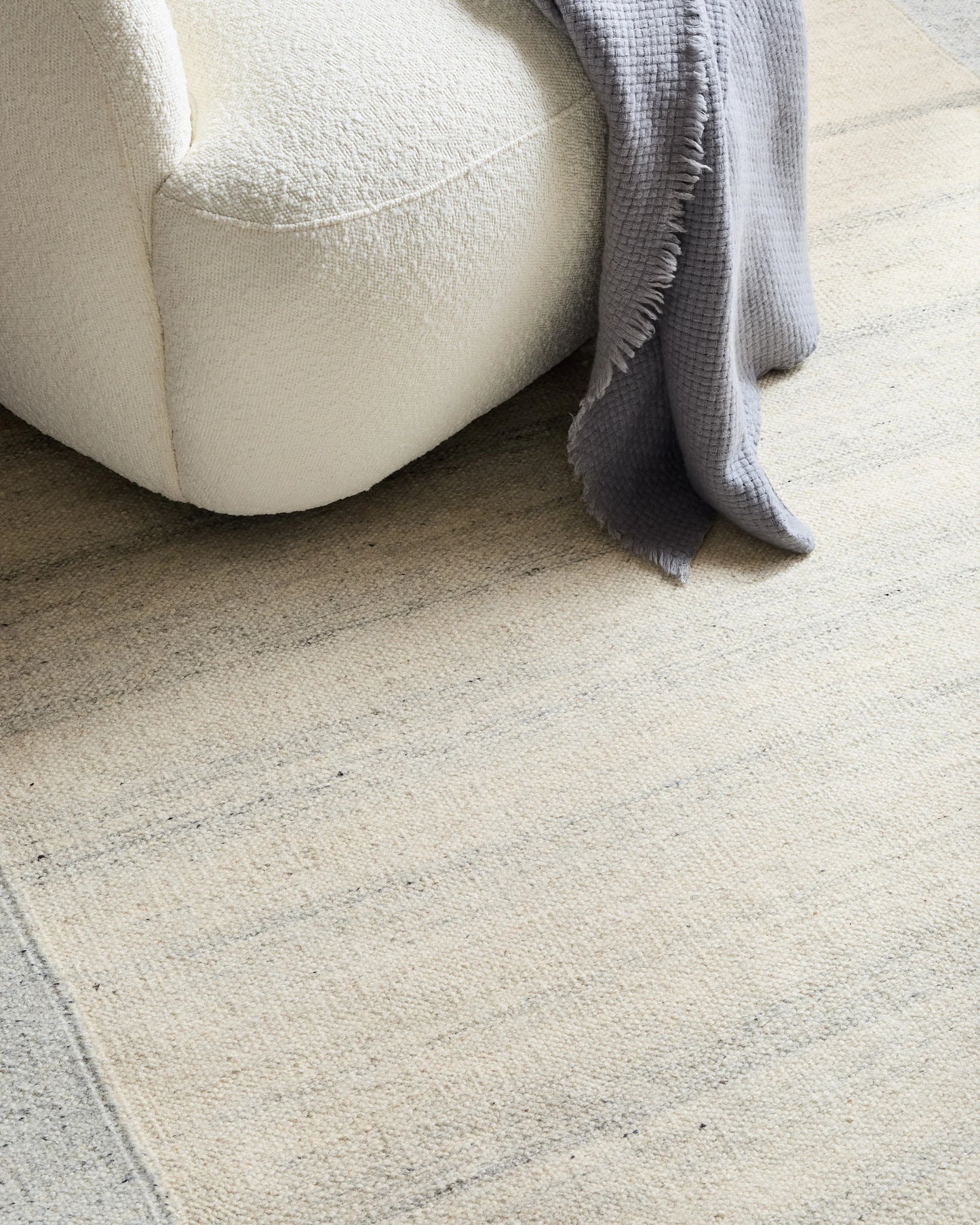 Sahara Flatweave Wool Rug - 2' x 3' / Charcoal