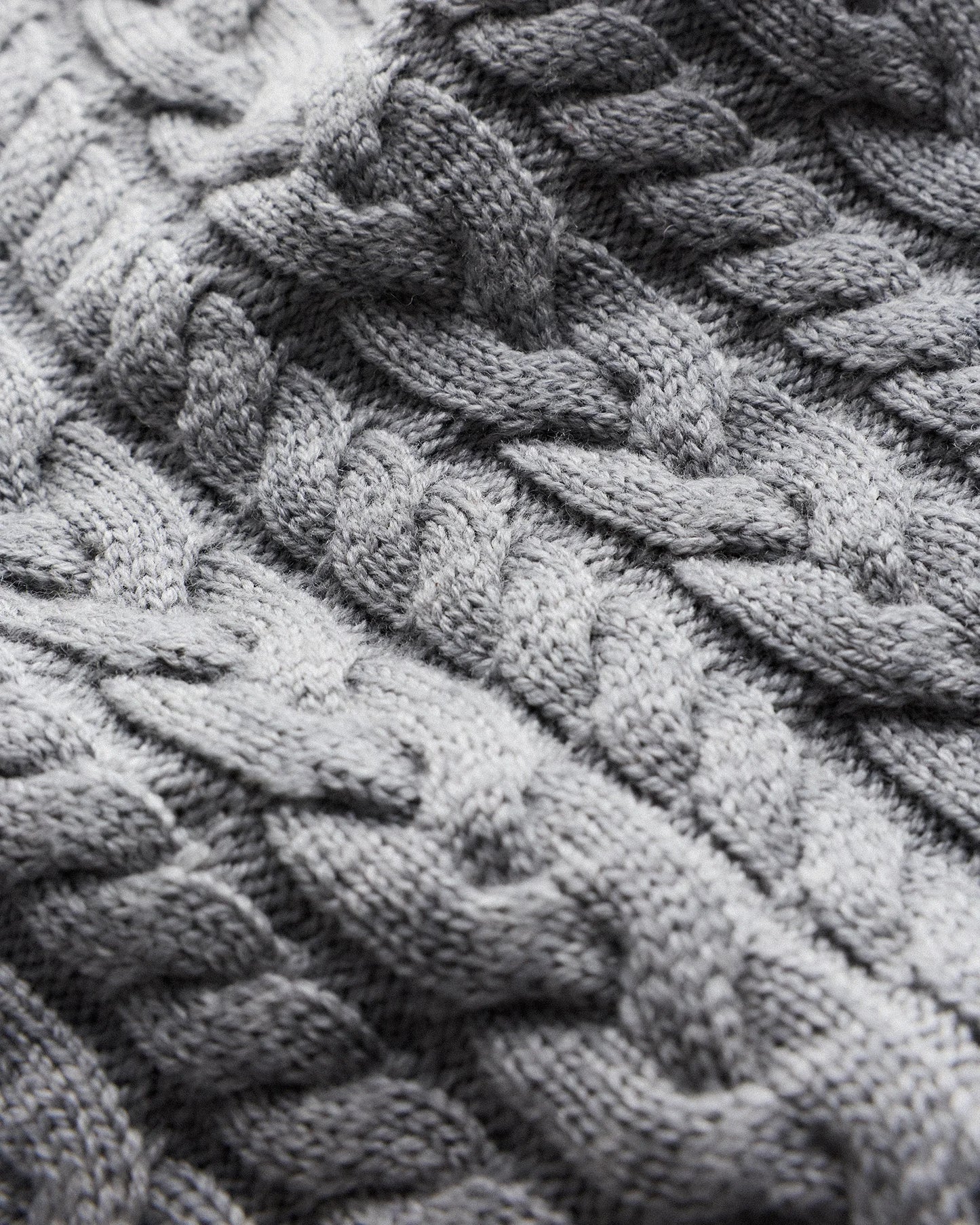 Australian Merino Wool Cable Crewneck Sweater - S / Heather Grey