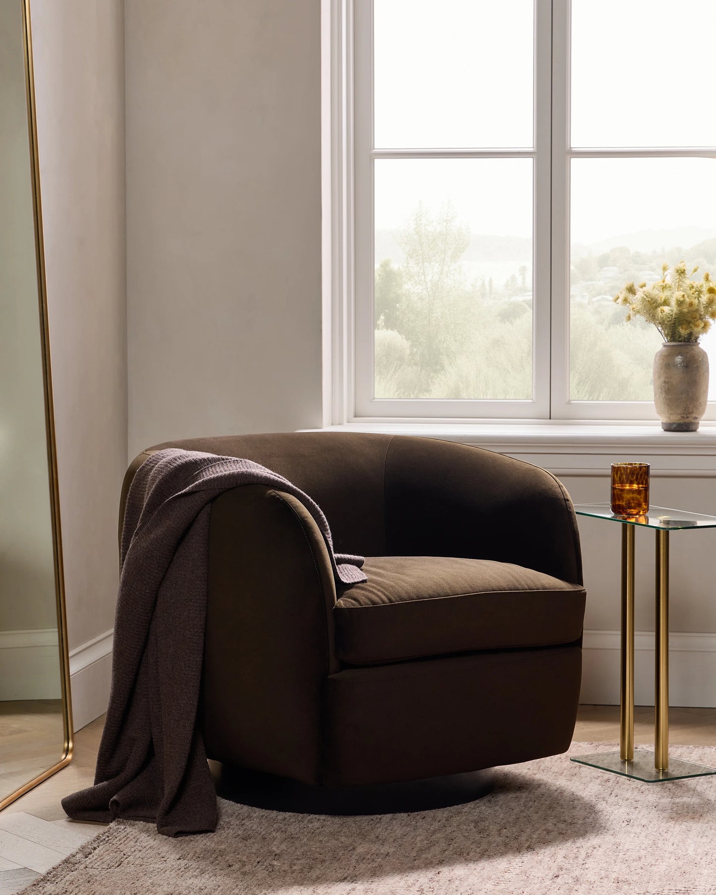 Performance Velvet Swivel Chair - One Size / Performance Velvet Taupe