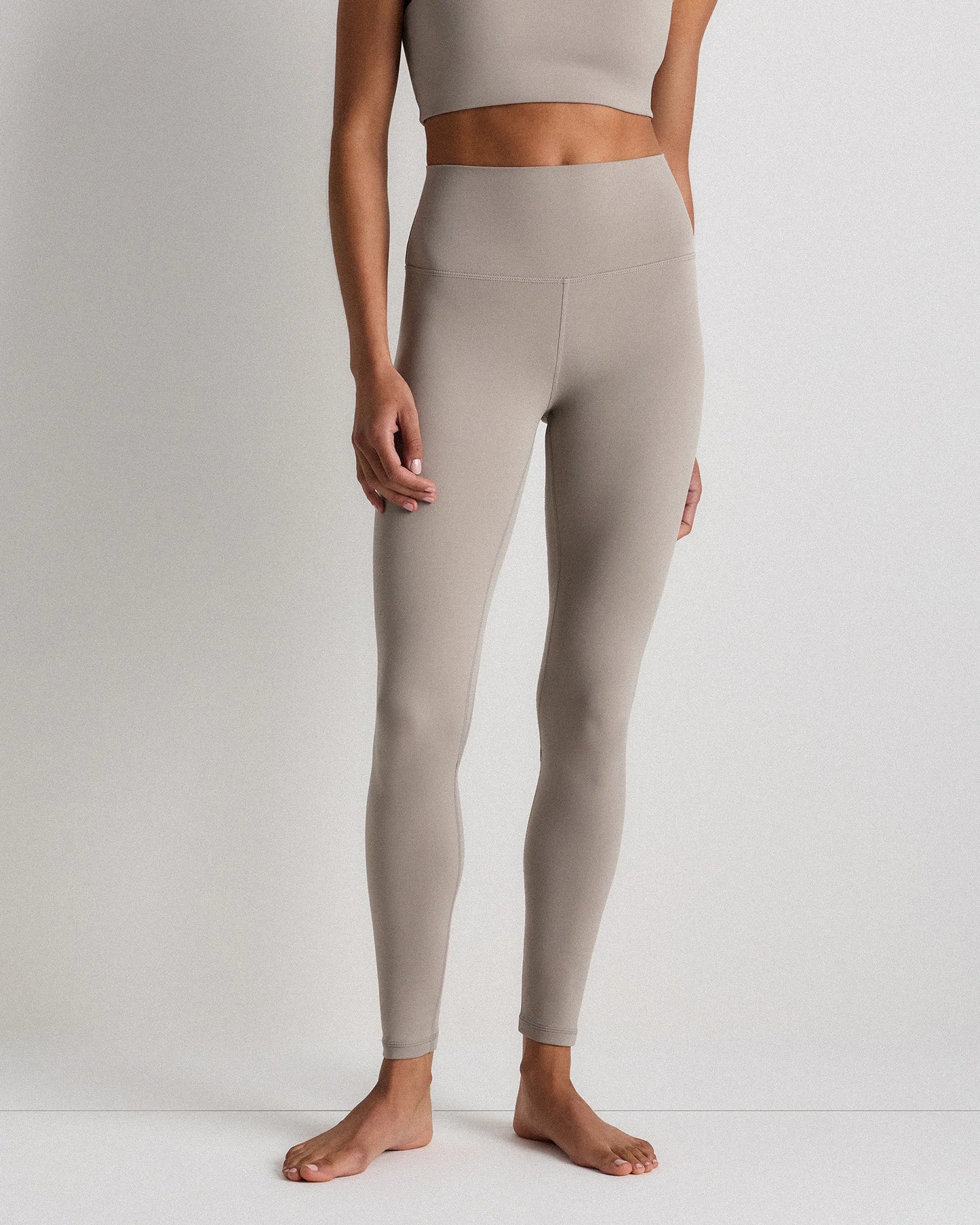 Ultra-Form High-Rise Legging - XS / Black