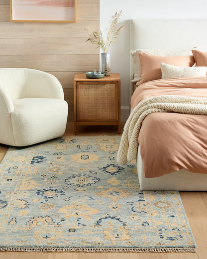 Kian Hand-Knotted Wool Rug - 5' x 8' / Blue