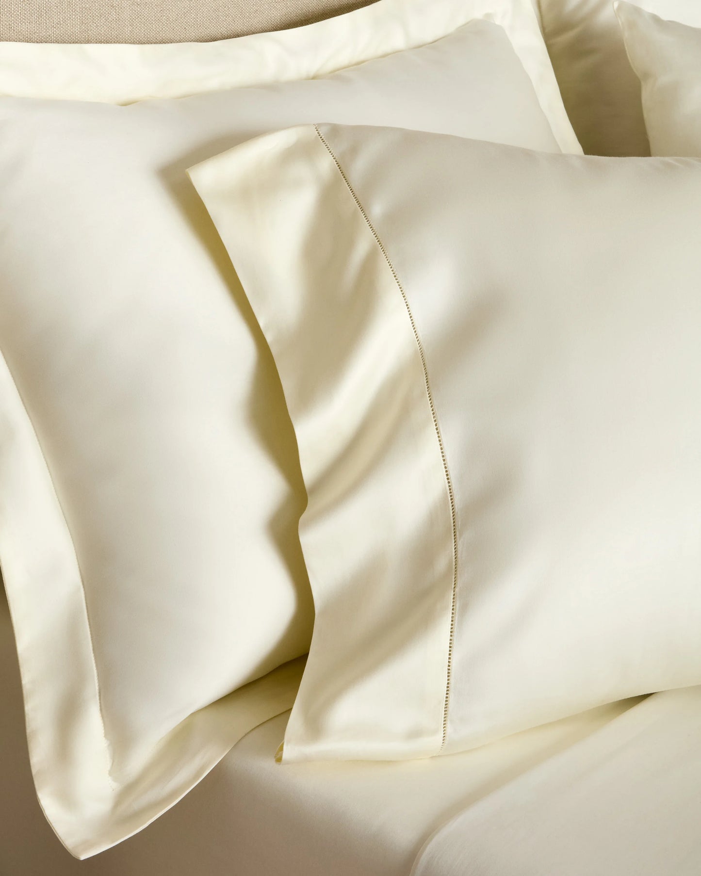 Signature Giza Cotton Sateen Duvet Cover Set - Twin / Sand