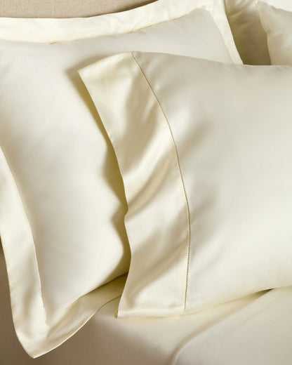 Signature Giza Cotton Sateen Duvet Cover Set - Twin / Sand