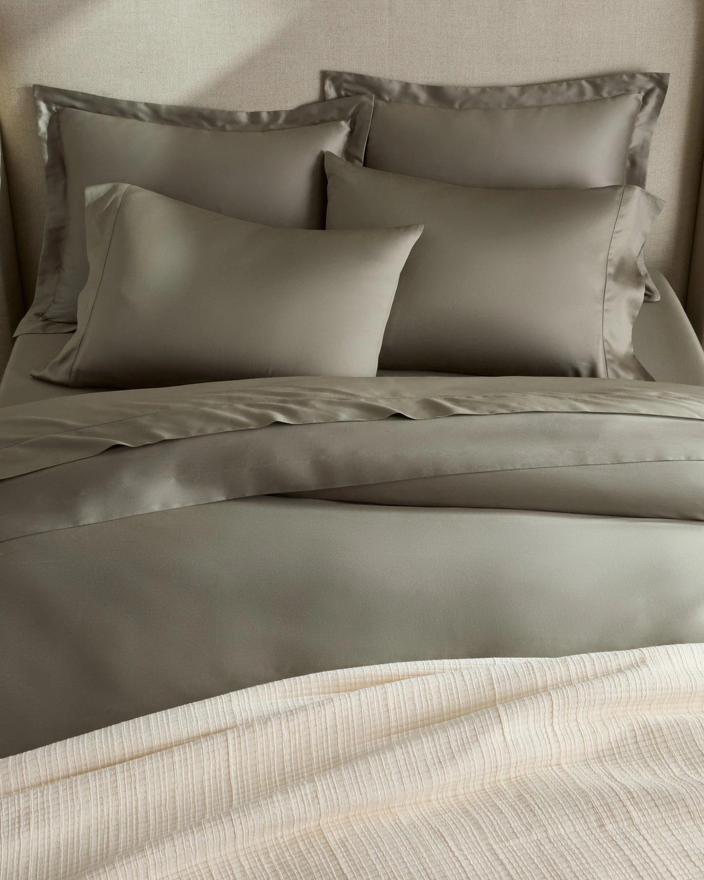 Signature Giza Cotton Sateen Deluxe Bedding Bundle - Twin / Dried Sage
