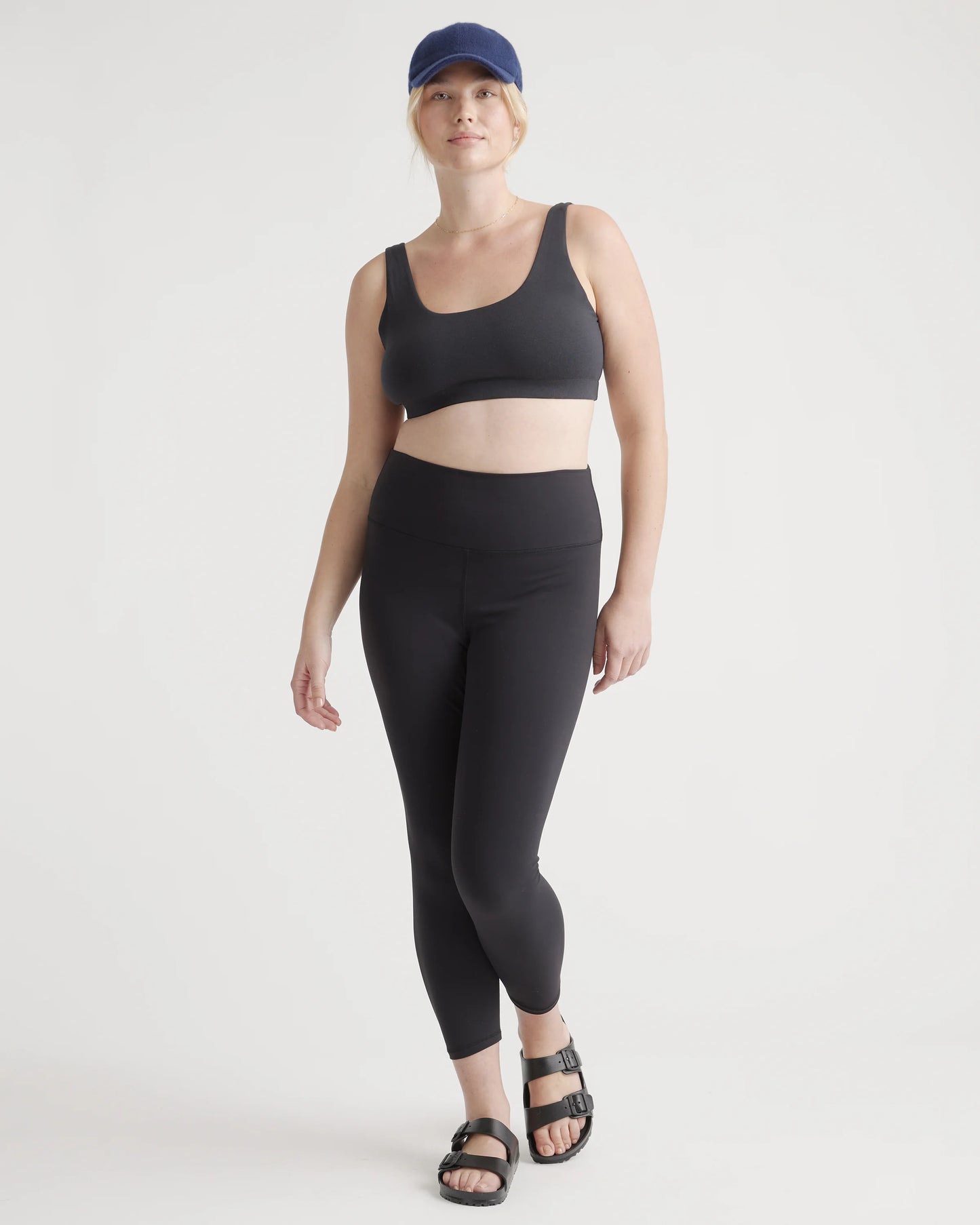 Ultra-Form High-Rise Legging - XS / Black