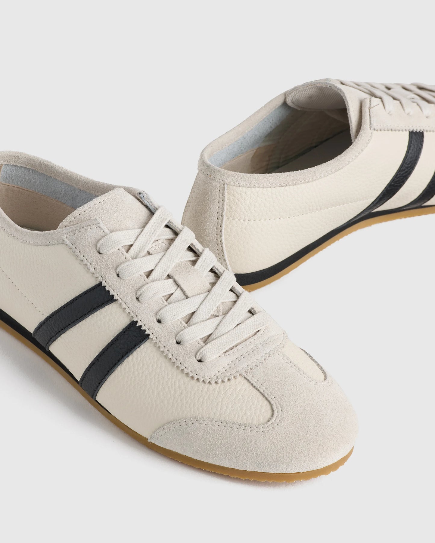 Italian Leather & Suede Low Profile Sneaker - 5 / Electric Blue