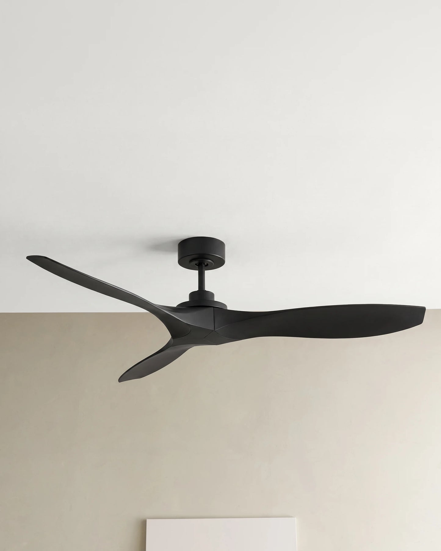 Outdoor Transitional Ceiling Fan - 52" / White