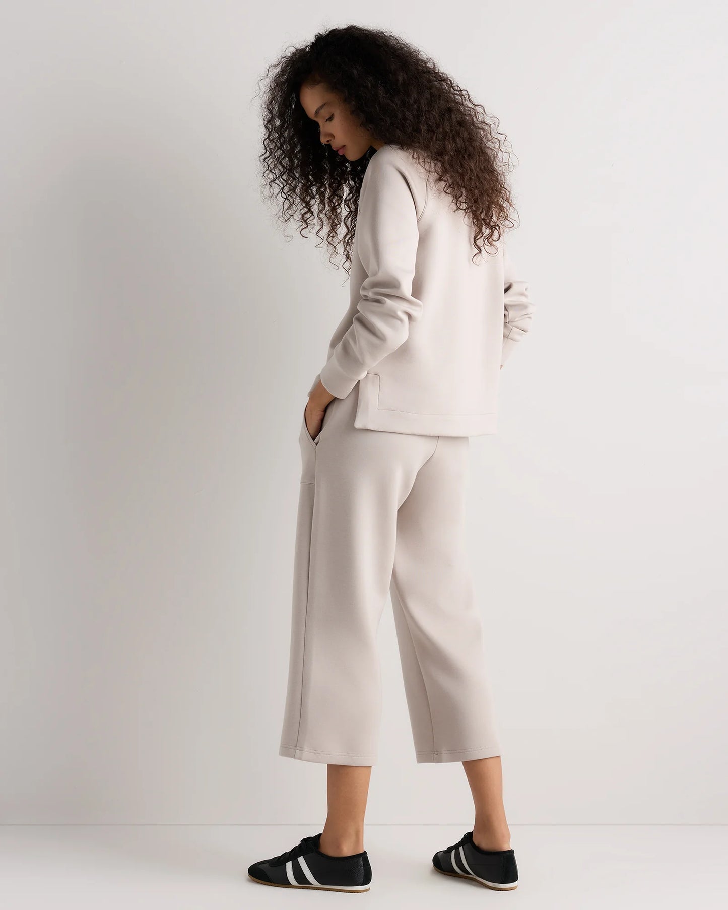 CloudComfort High-Rise Cropped Sweatpants - XS / Pebble Beige