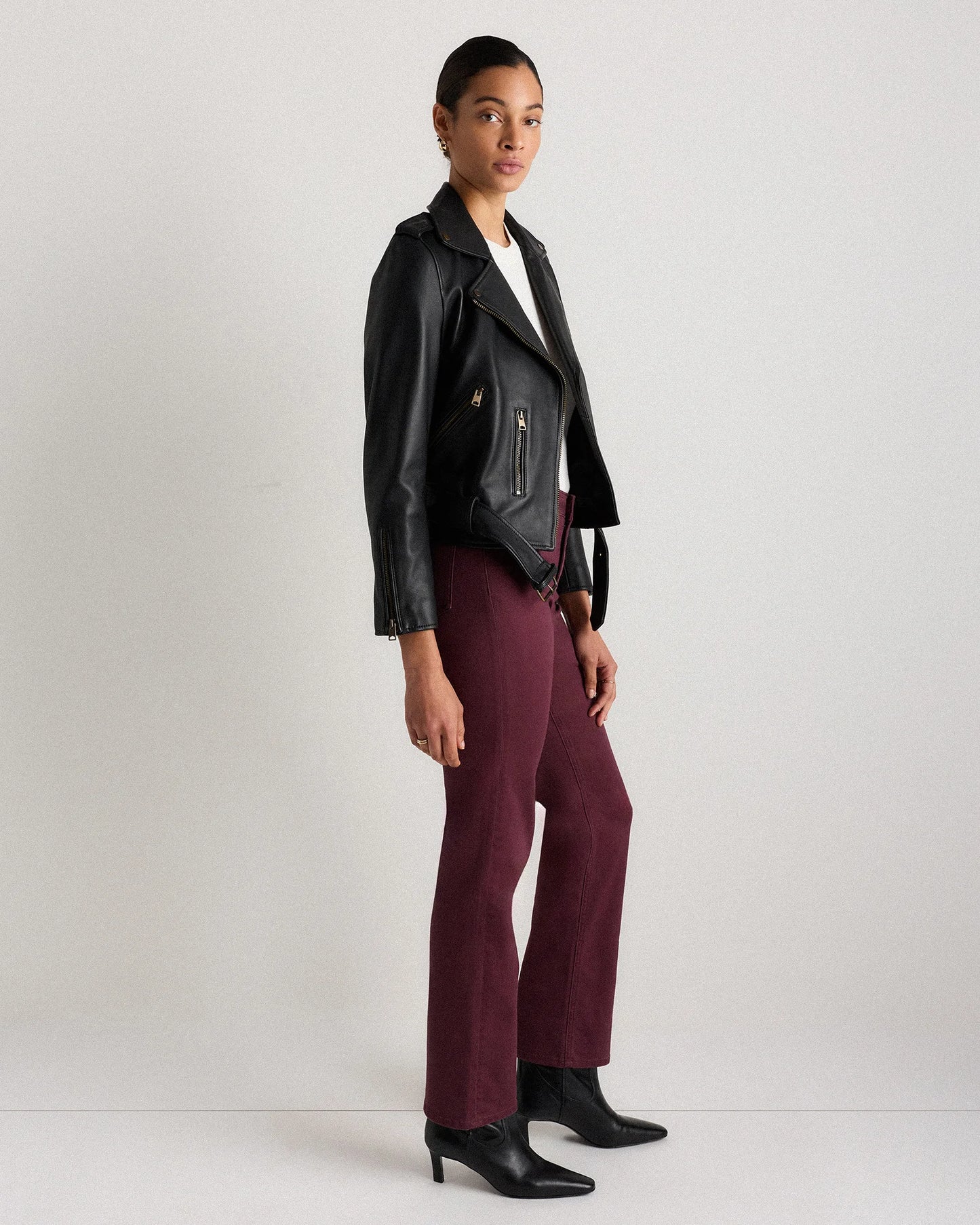 Bella Stretch Straight Jeans - 24 / Twilight Blue Fray