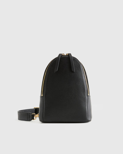 Italian Leather Sling Pack - One Size / Black