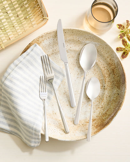 Gia Minimalist 20 Piece Flatware Set - One Size / Polished Stainless Steel