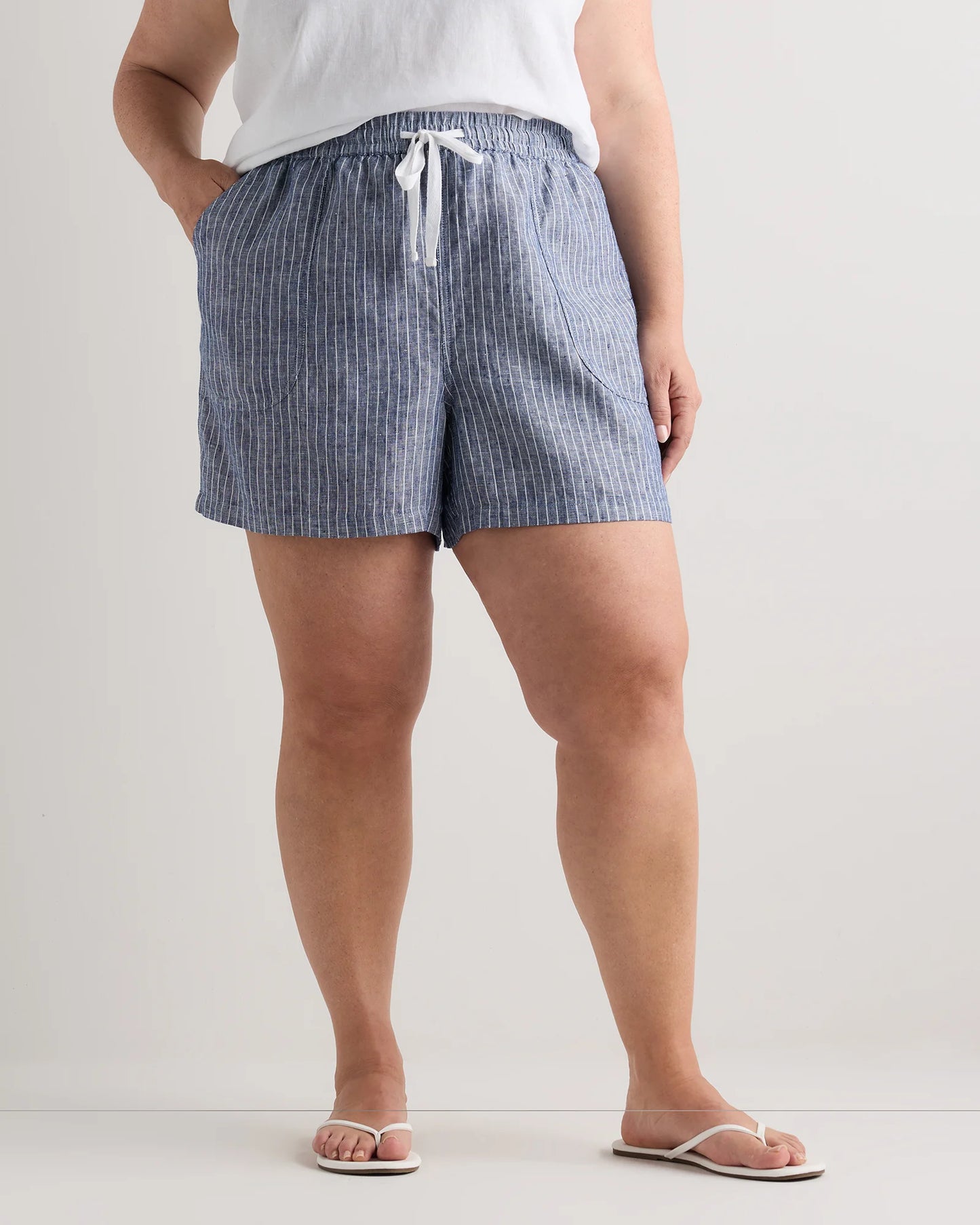 100% European Linen Shorts - 1X / Classic Mini Gingham