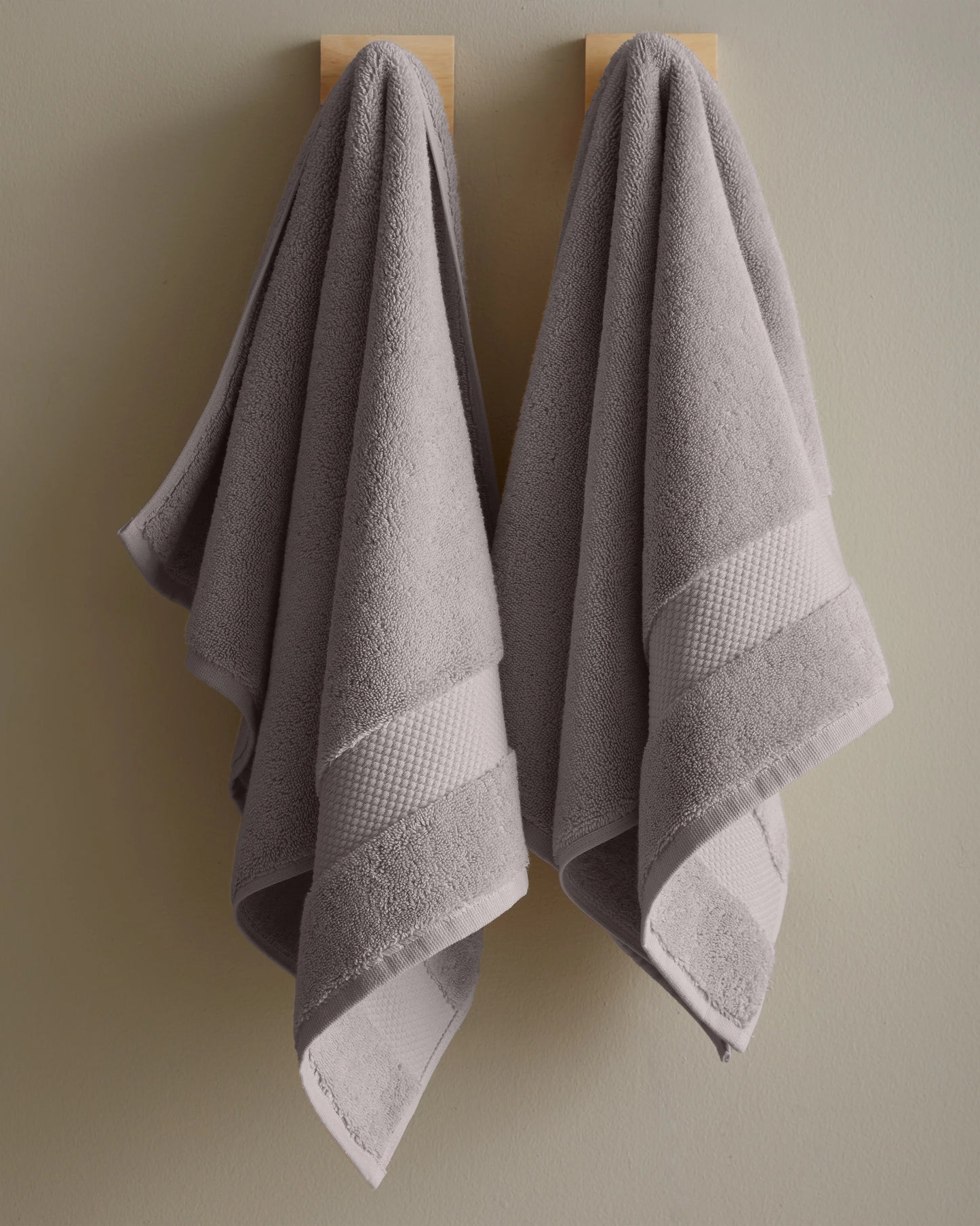 Turkish Ultra Plush Hand Towel (Set of 2) - One Size / White