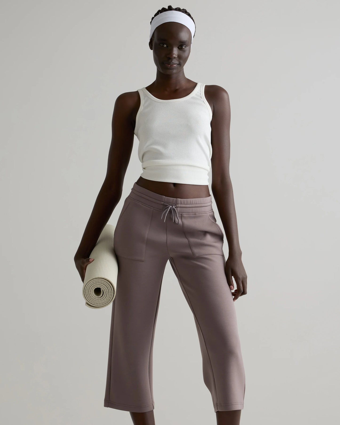 CloudComfort High-Rise Cropped Sweatpants - XS / Pebble Beige