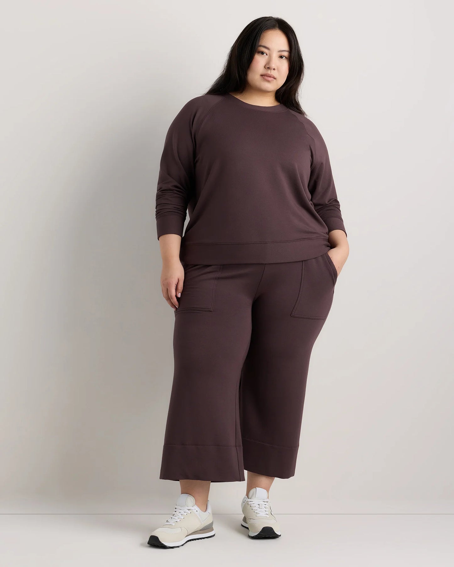 SuperSoft Fleece Crew - 1X / Dried Fig