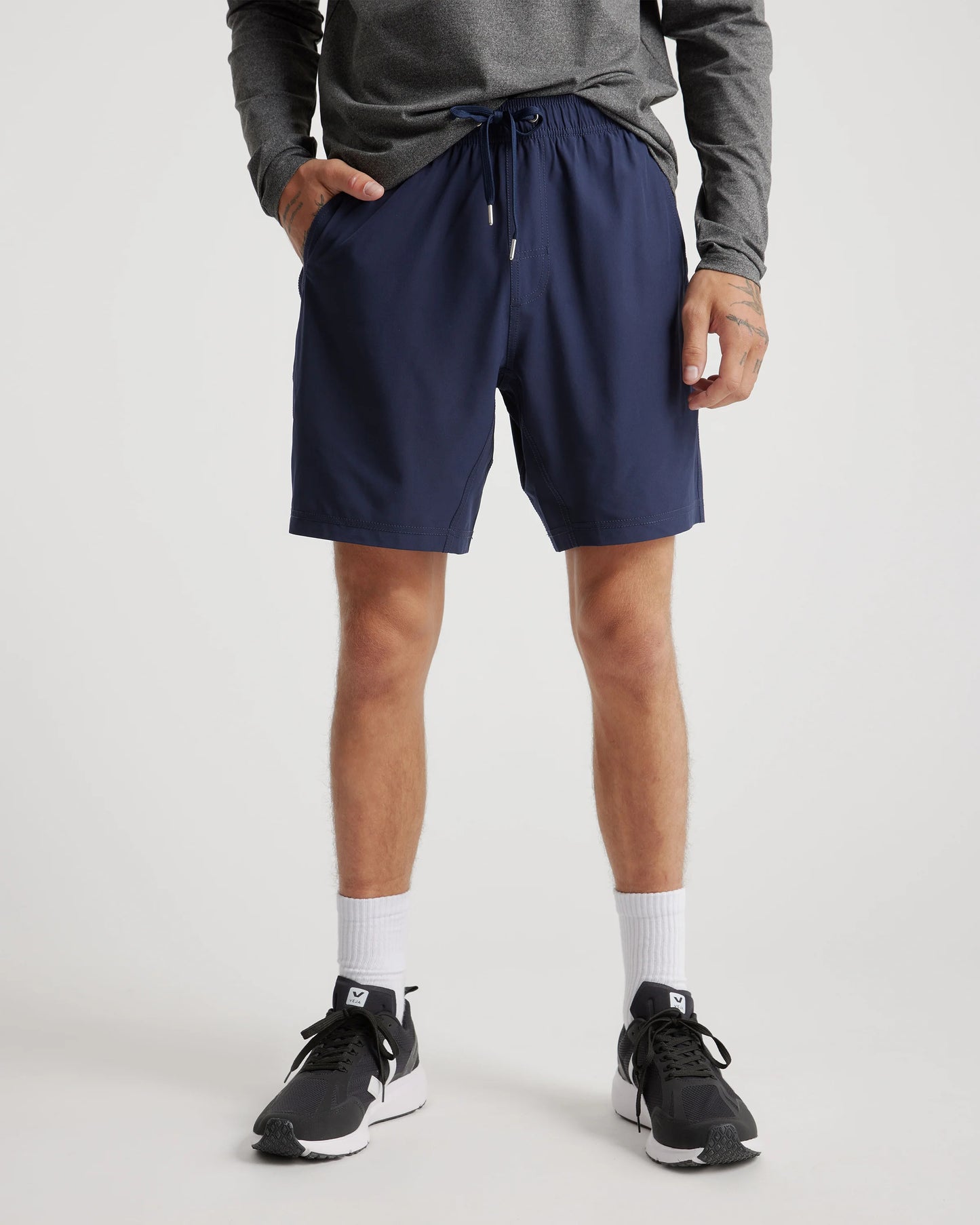 Performance Tech Shorts - 7.5" - S / Granite Grey
