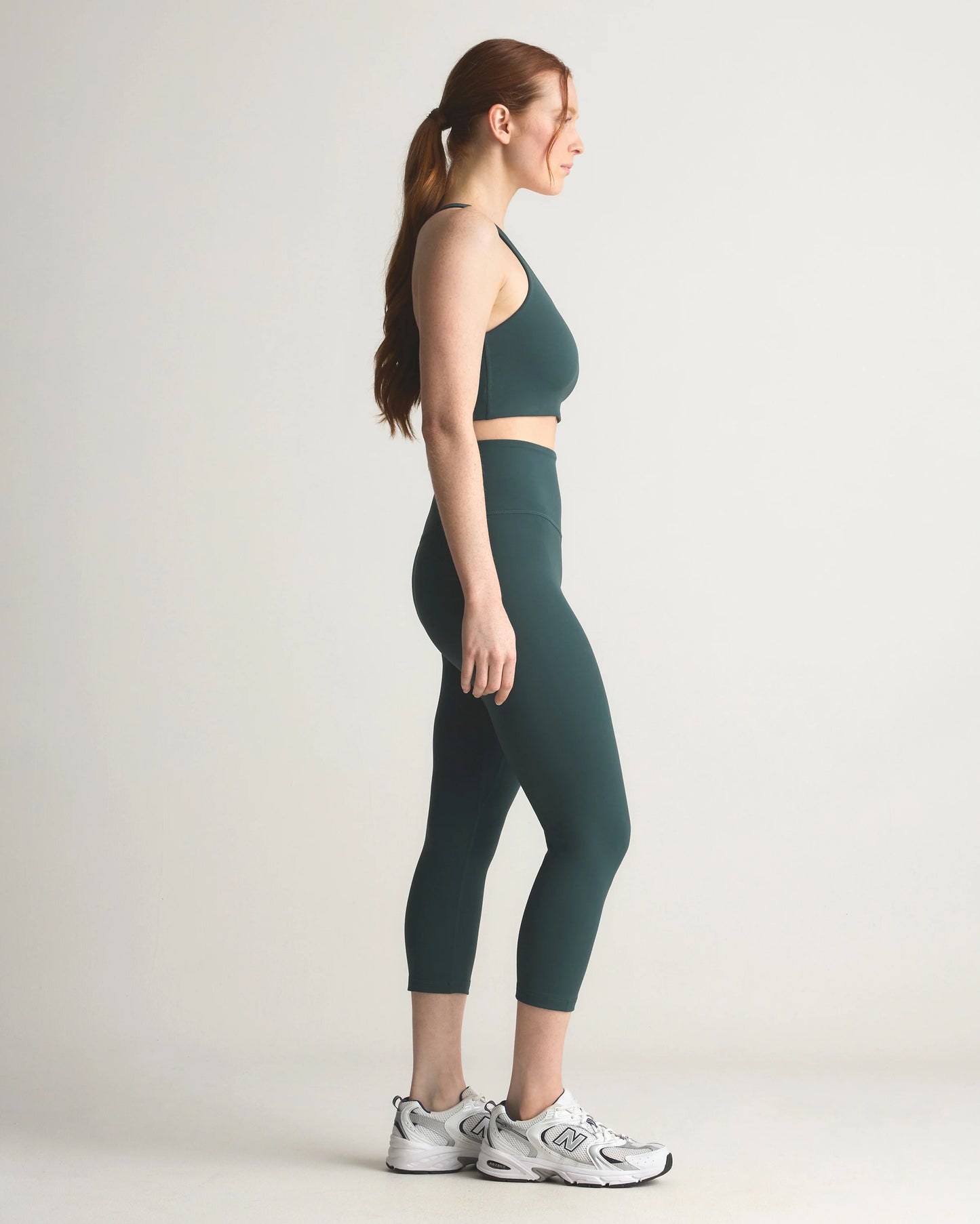 Ultra-Form High-Rise Capri - XS / Dark Coal