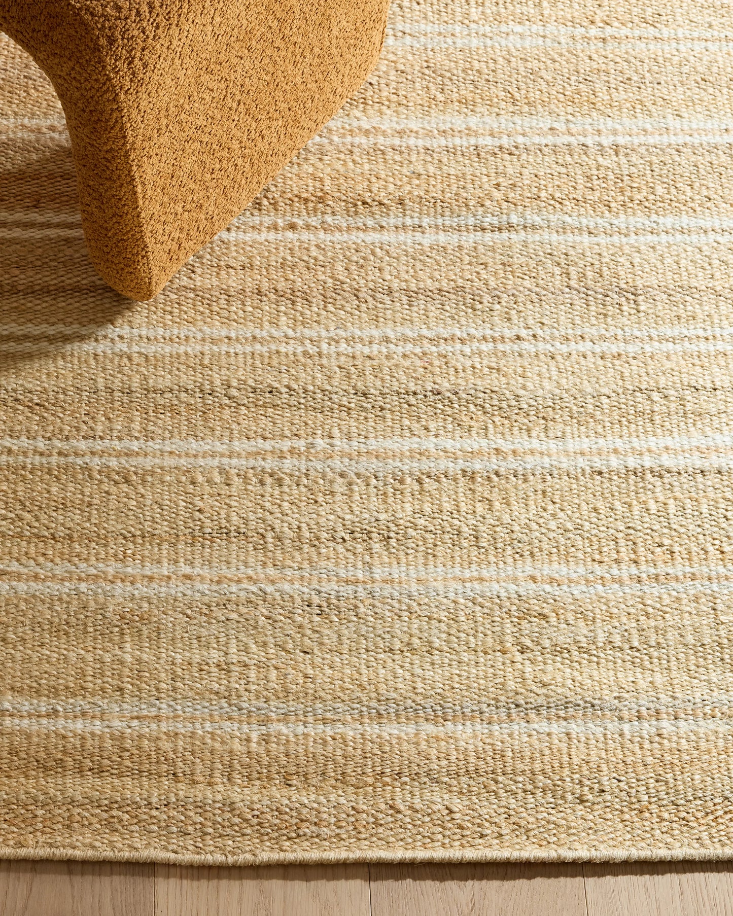 Rain Handwoven Jute Rug - 5' x 8' / Natural