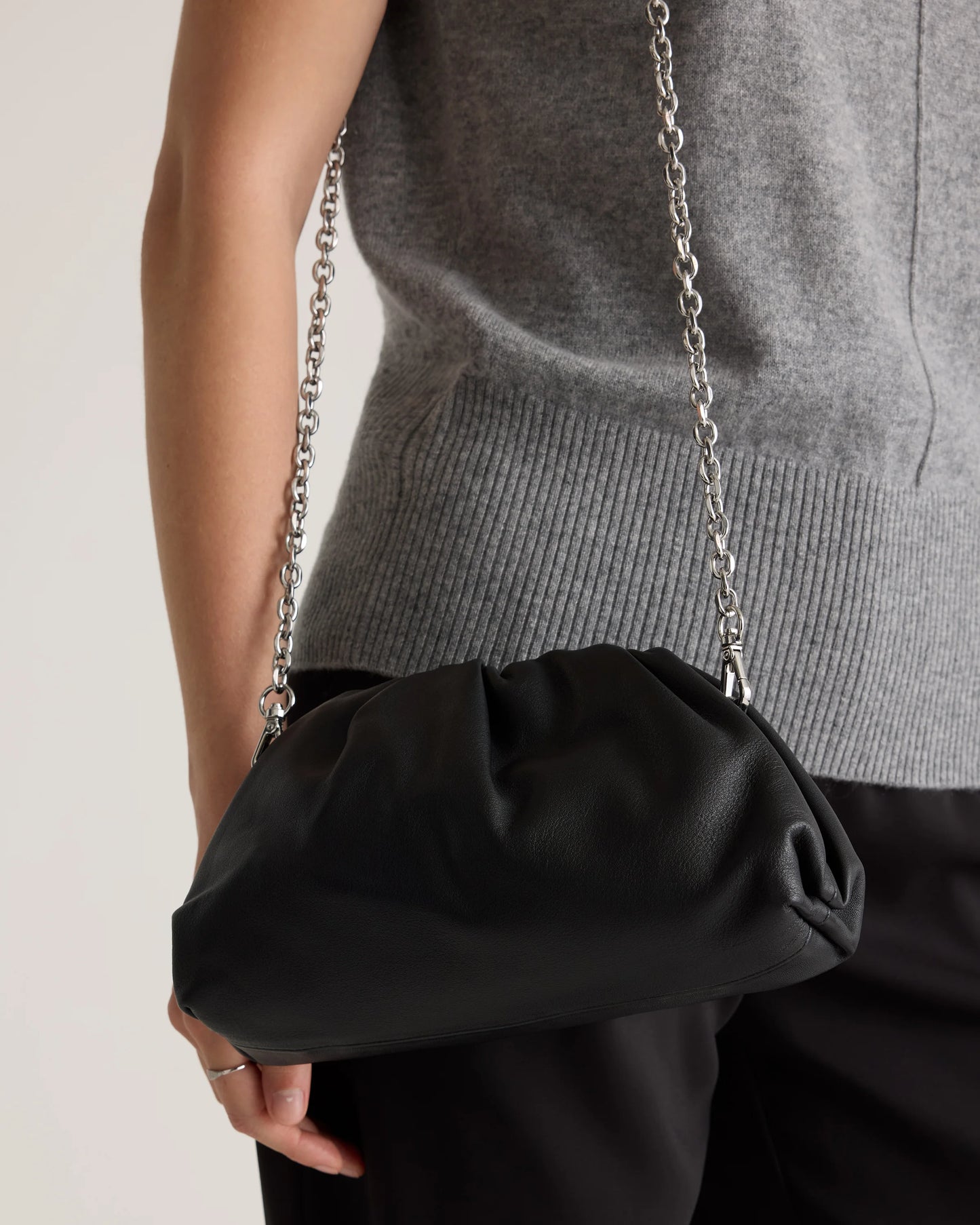Chain Crossbody Strap - One Size / Antique Gold