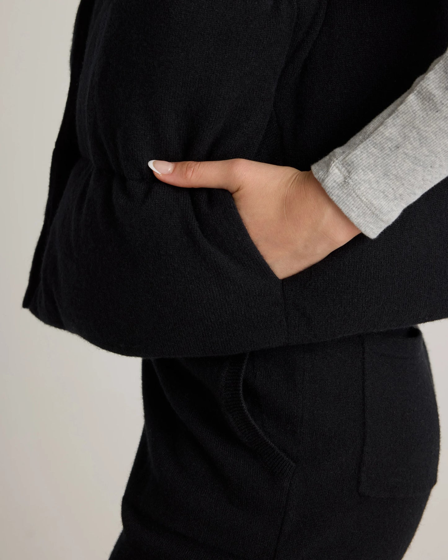 Mongolian Cashmere Puffer Vest - XS / Black