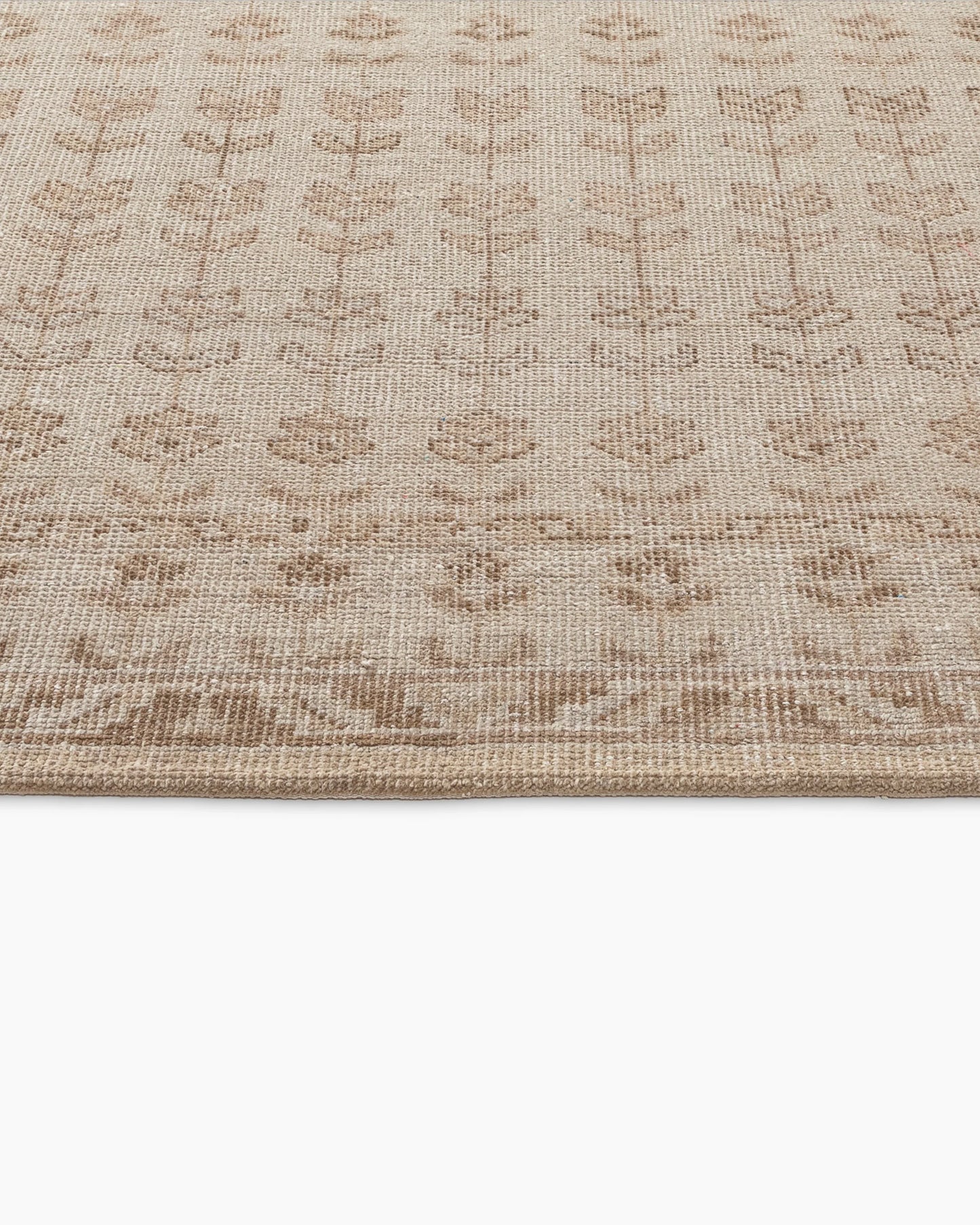 Mabel Hand-Knotted Wool Rug - 3' x 5' / Beige