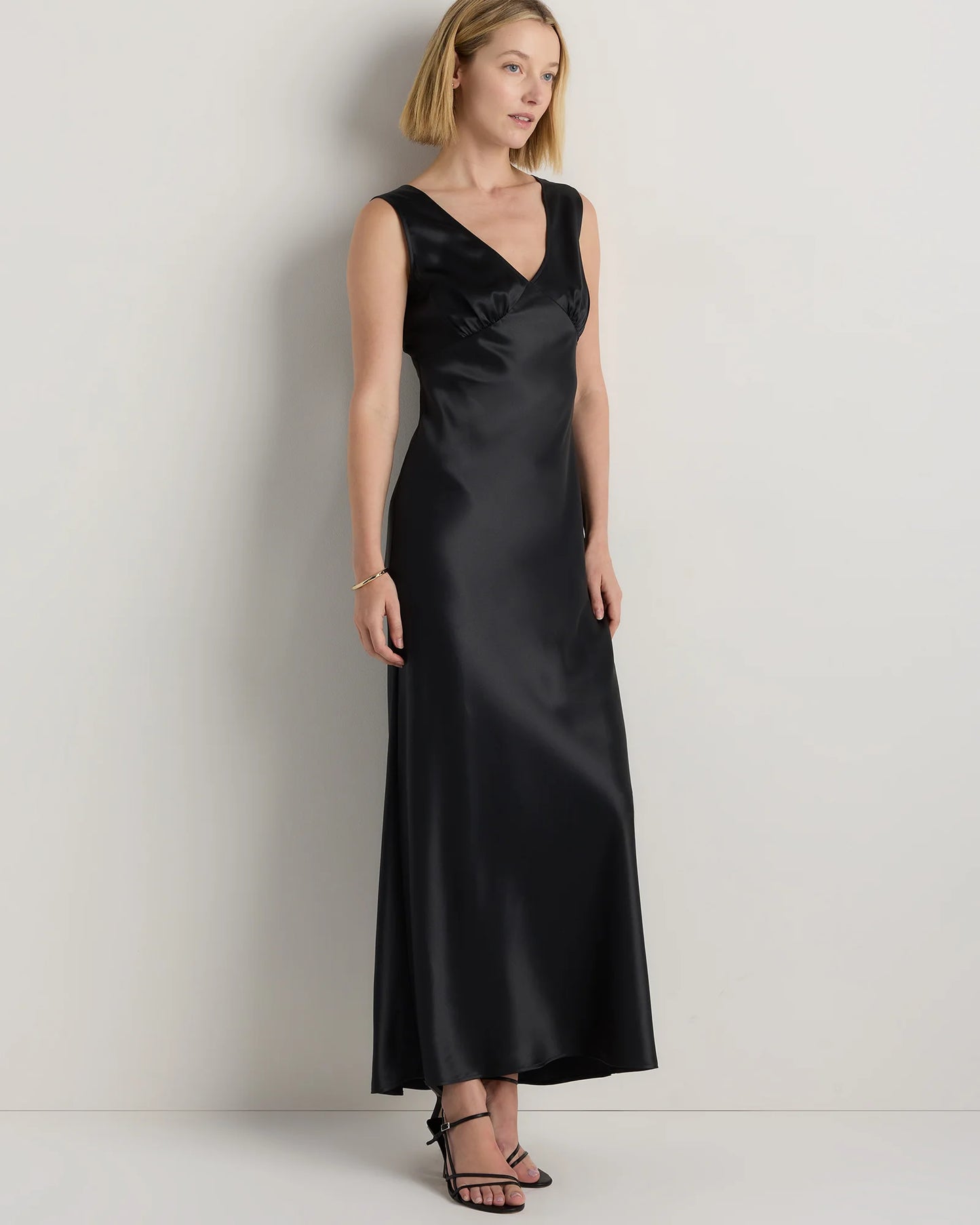 100% Washable Silk V-Neck Maxi Dress - XS / Black