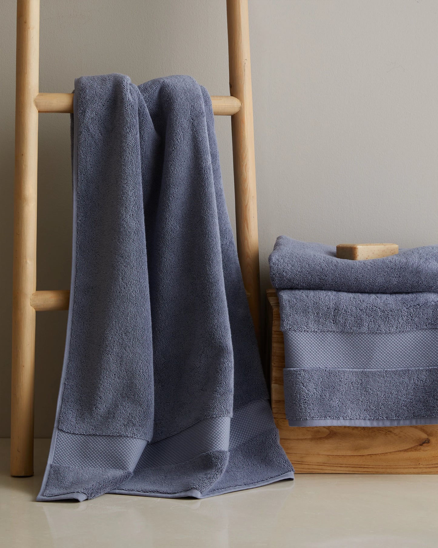 Turkish Ultra Plush Bath Towel (Set of 2) - One Size / White