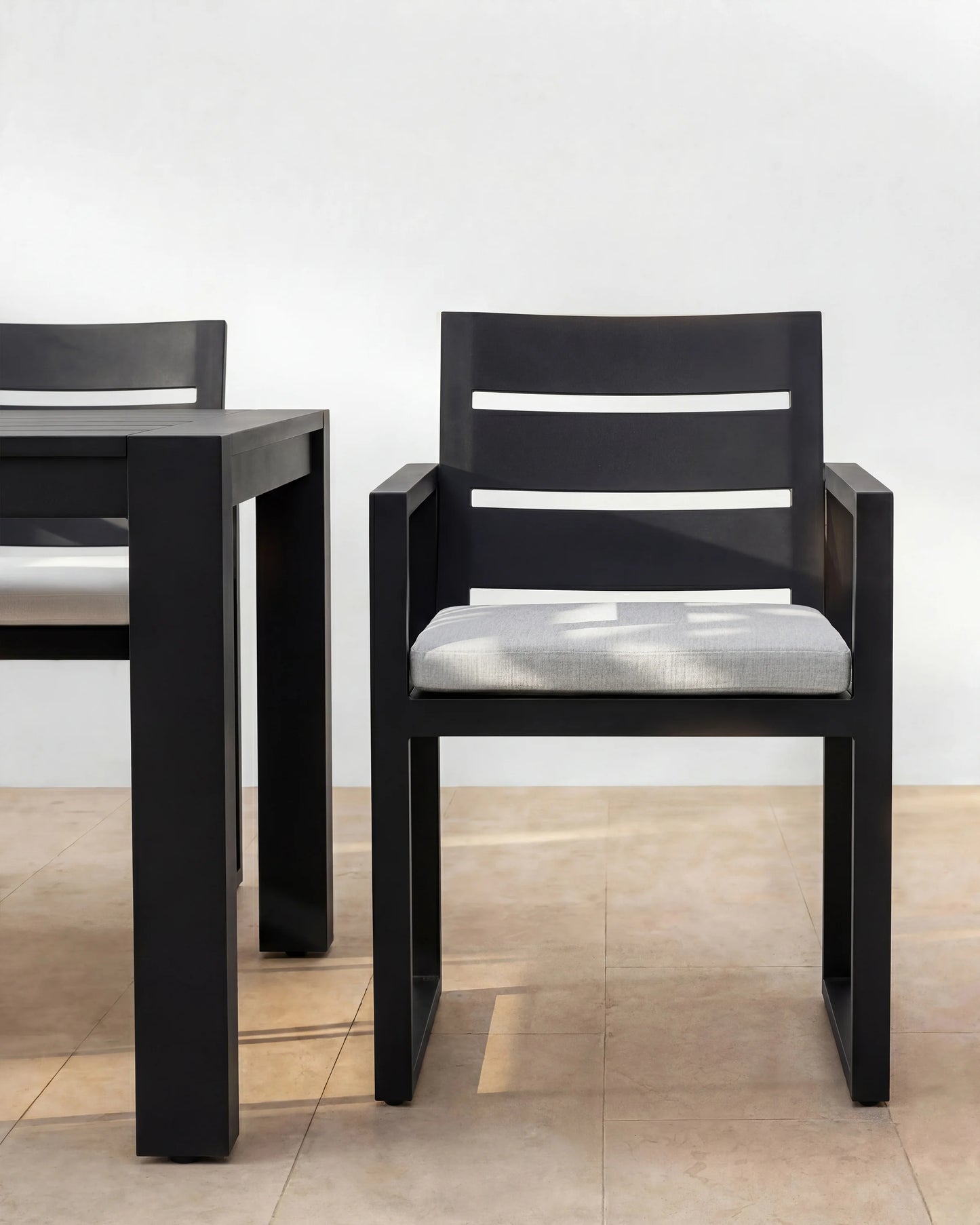 Linear Aluminum Outdoor Dining Armchair - One Size / Dark Charcoal