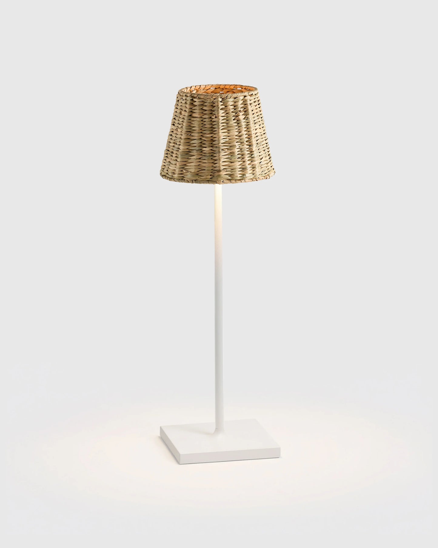 Poldina Pro Rechargeable Table Lamp with Seagrass Shade by Zafferano - Regular / White